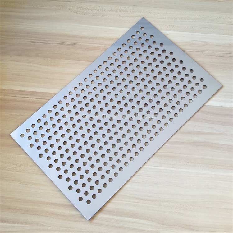 Stainless Steel Cutting Of Heat Sink Porous Plate
