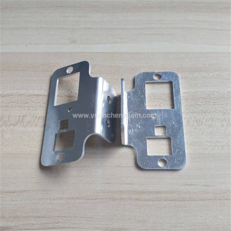 Nonstandard Customized Aluminium Corner Bracket